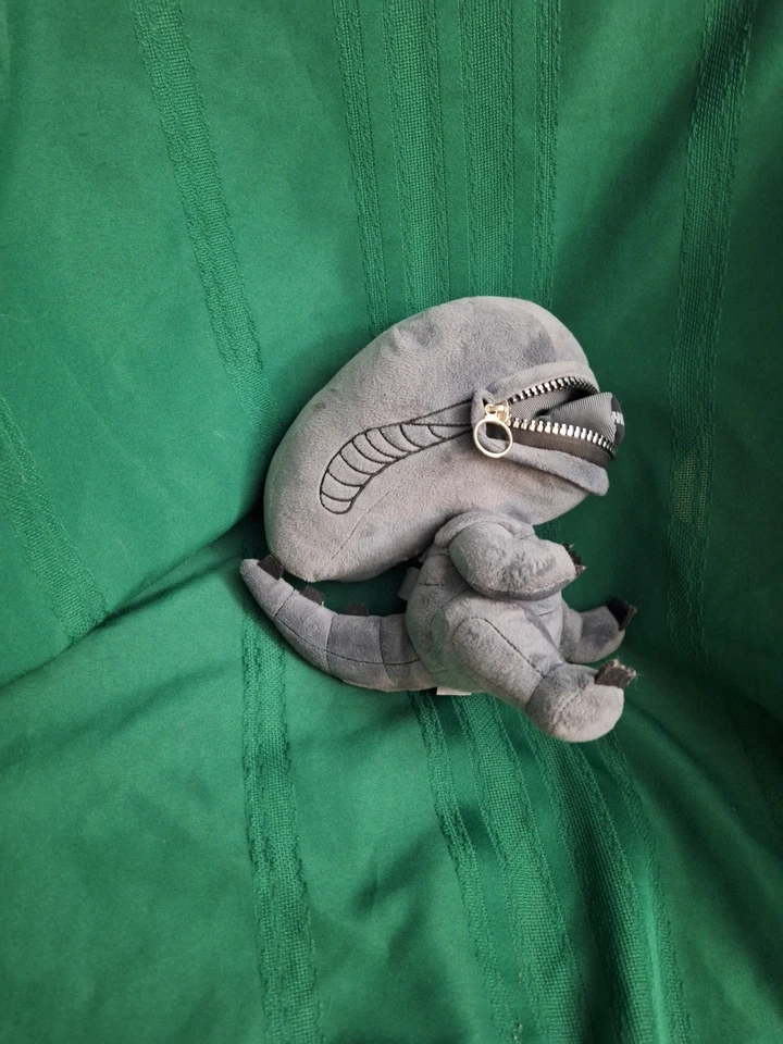 Alien Xenomorph Cremallera Boca Peluche Figura Juguete Xenomorfo Muñeca Coleccionable 9" Foto 2 de 3