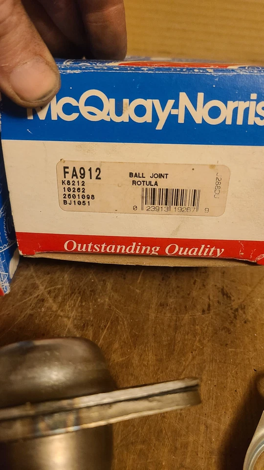 McQuay-Norris Suspensión Rótula Superior FA912 Lote de 2 Ford Torino Ranchero Foto 2 de 3