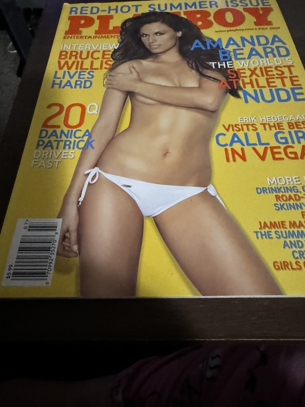 Playboy Magazine Red Hot Summer Issue July 2007 Amanda Beard Bruce Willis