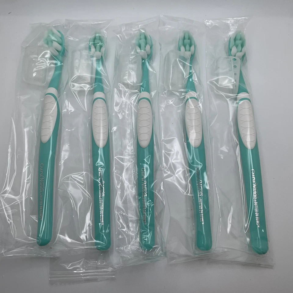 GURUNANDA Guru Nanda Toothbrush With Storage Cap Lot of 5