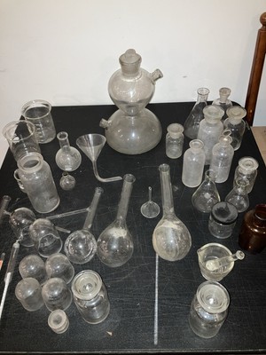 Large Lot Vintage Chemistry Laboratory Glass Beaker, Stems, Bottles, Etc