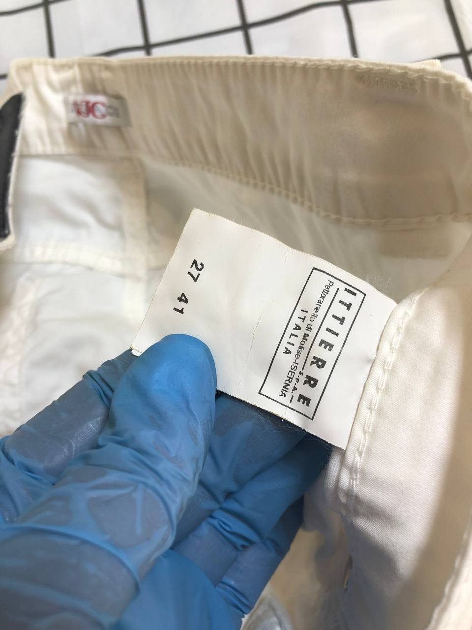 VERSACE JEANS COUTURE VINTAGE WHITE DENIM JEANS 27 VERY GOOD CONDITION thumbnail 14