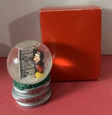 2004 JC Penney Disney Mickey Mini Snow Globe 75 Years of Fun!--pre-owned 2.25"