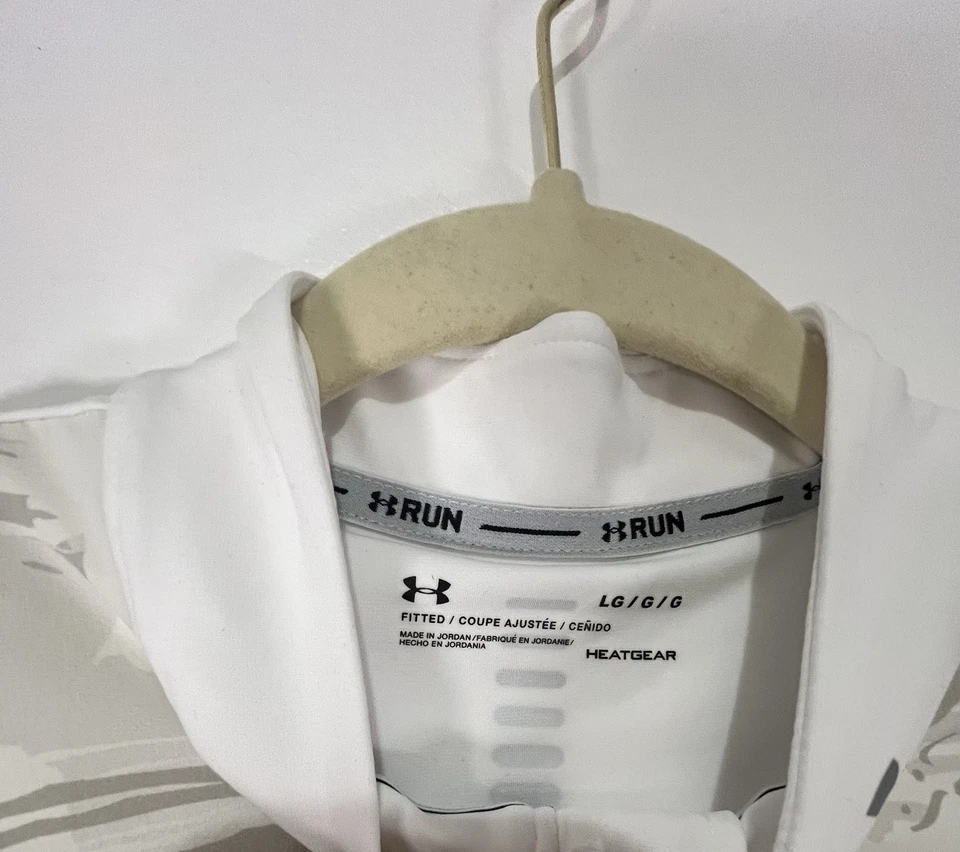 Under Armour Women’s 3/4 Zip Long Sleeve Pullover Size Large Heat Gear, Run - Image 3 of 4