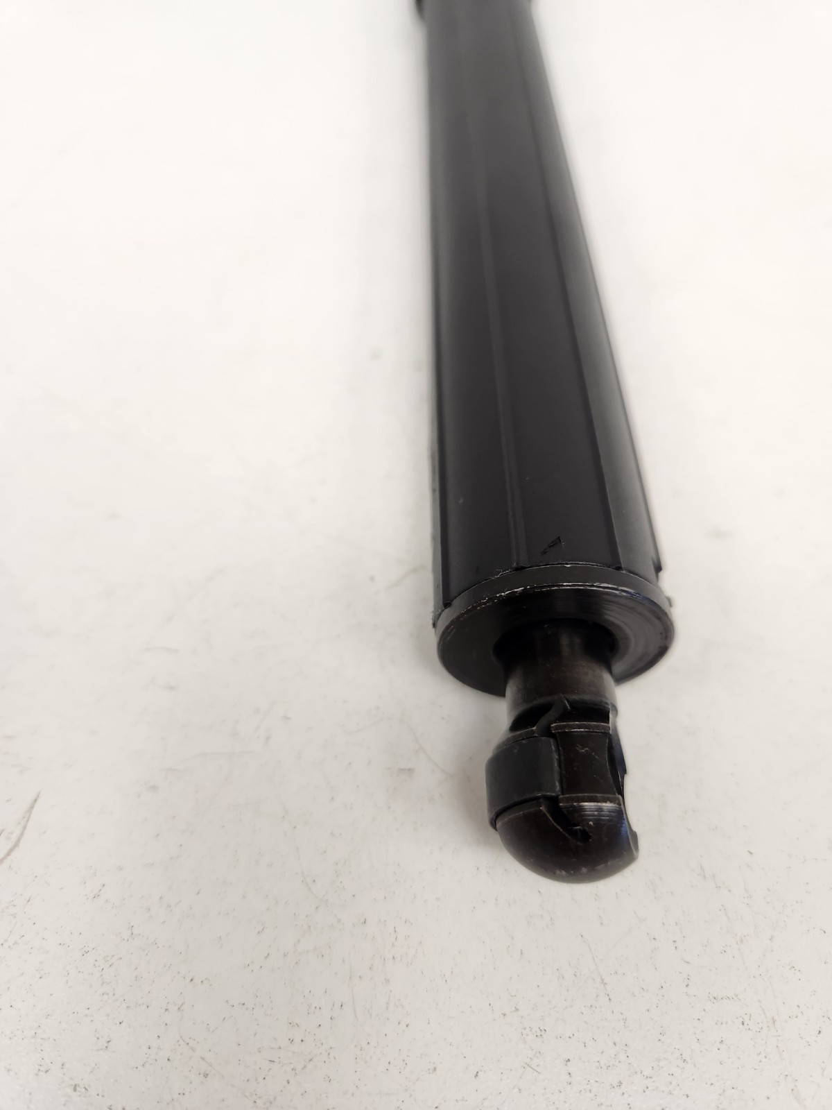 McLaren MP4-12C 2012-2014 Strut assembly