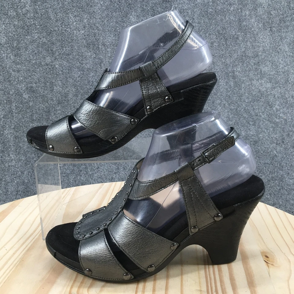 Sandálias femininas White Mountain 9,5 M King Fish couro prata cravejado - Imagem 2 de 4