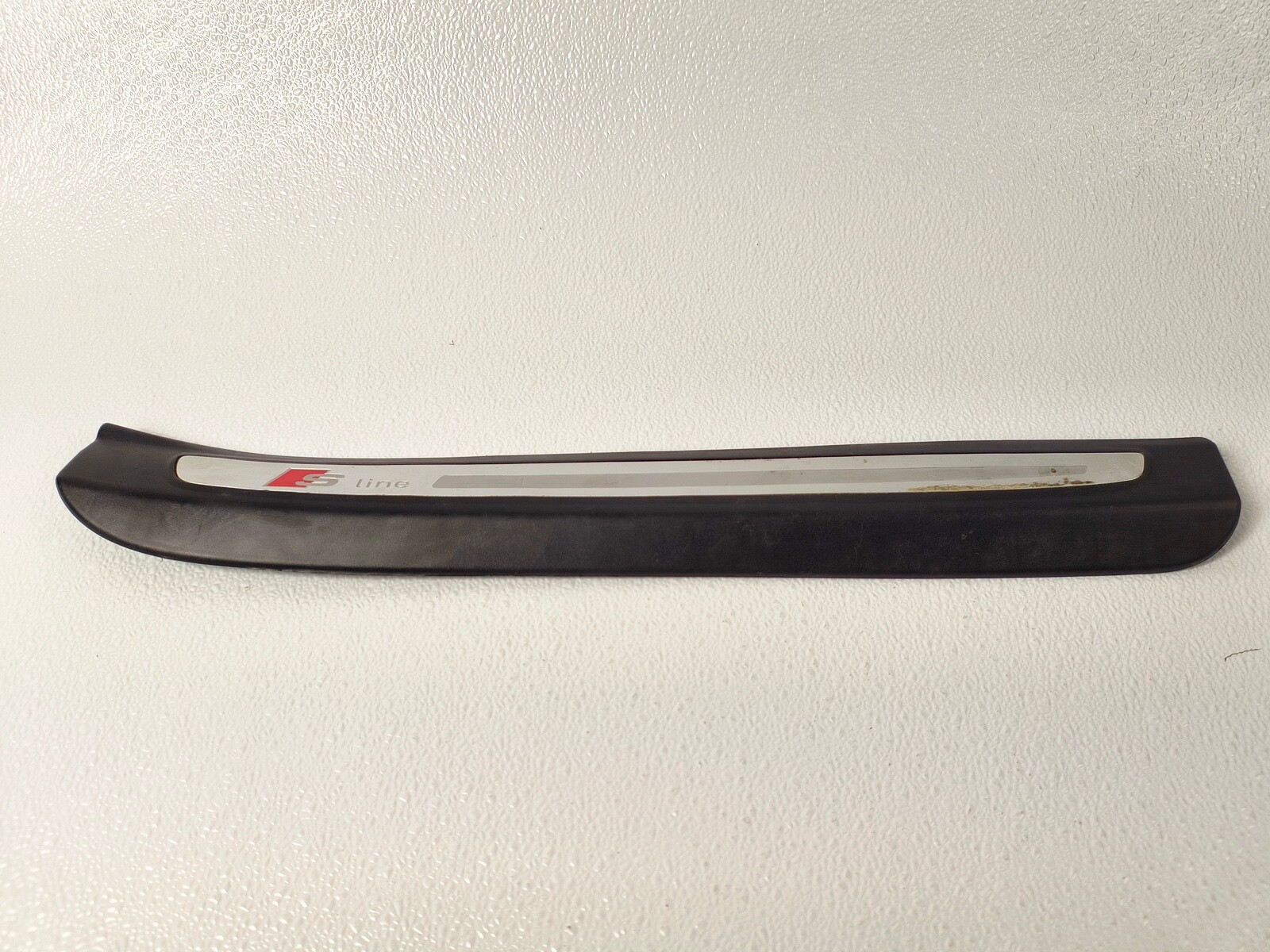 07-15 AUDI Q7 FRONT RIGHT PASSENGER SIDE DOOR SILL SCUFF PLATE COVER OEM