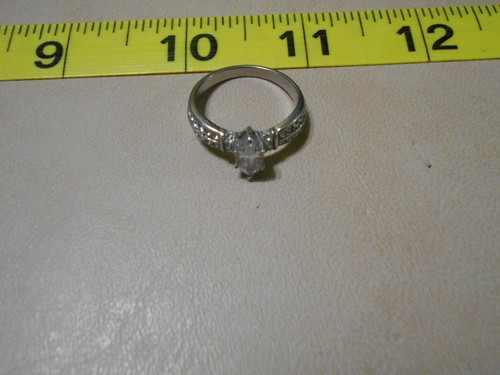 TUSK TK316 Wedding Style Ring Crystals or CZ Size 9 Women's Girl's - Picture 2 of 4