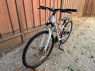 GT Transeo 4.0 Women's Trekking Bike | eBay