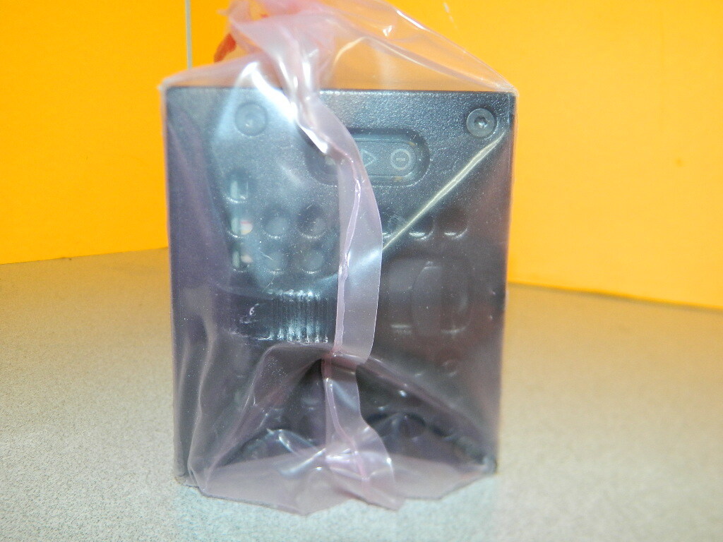 Picture 1 of 3