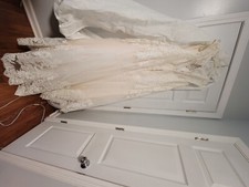 20W, off white spring/summer David's Bridal wedding dress