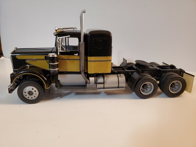 smokey and the bandit toy truck
