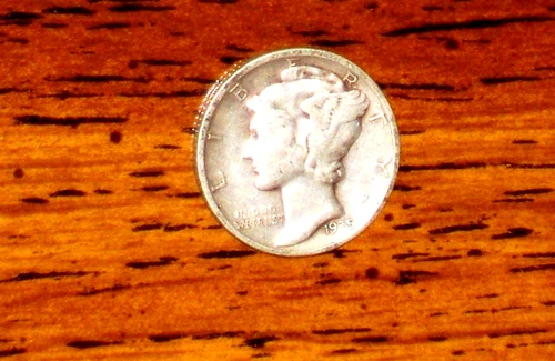 1935 SILVER MERCURY DIME - GRADES "VERY FINE"