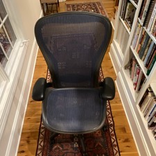 Herman Miller Aeron Blue Mesh Office Chair Seat Size C (Large) Fully Assembled