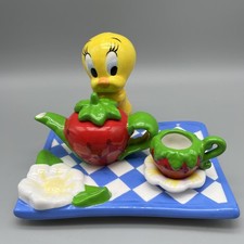 VTG Warner Brothers Mini Tweety and Strawberry Tea Pot, Cup Saucer Tray Rare