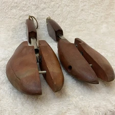Rochester Shoe Tree Co Pair Of Split Toe No 3 Gene Shoe Keepers Smooth Vintage