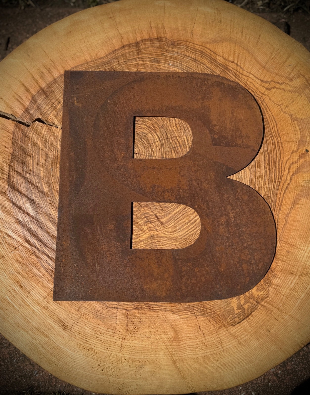 Rustic Metal Letter B 12” Tall – Bold Rusty Sign Vintage Home And Garden Decor