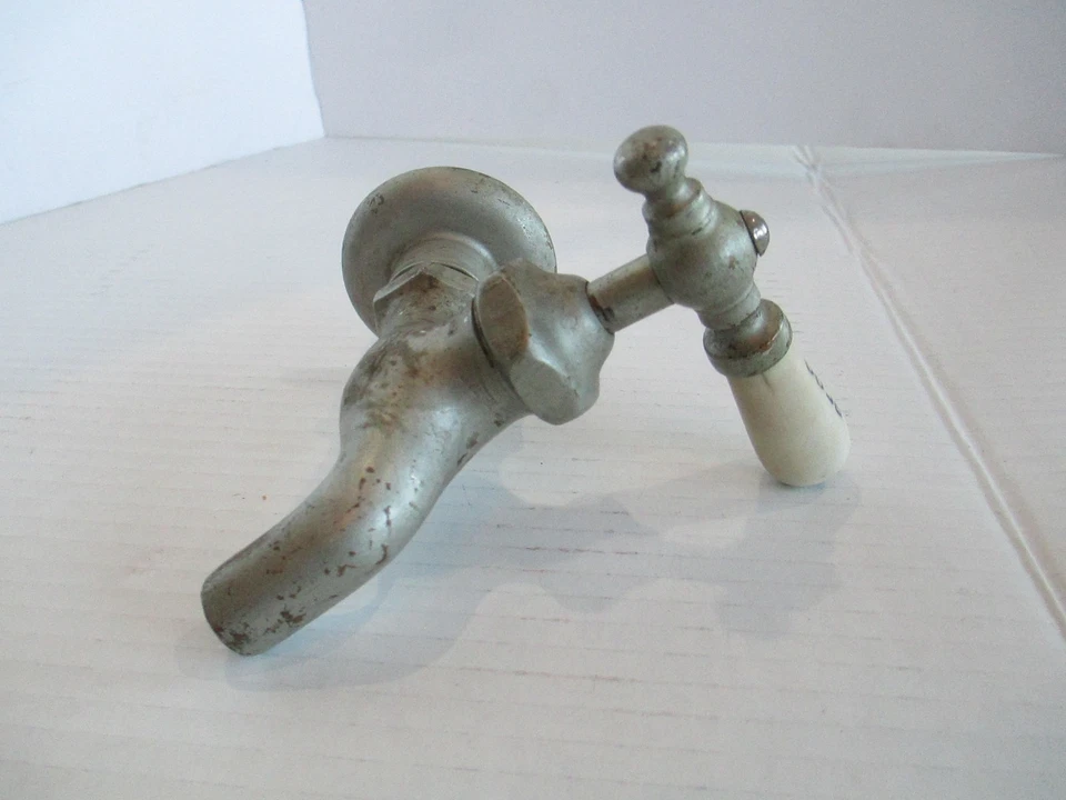 Grifo de baño ONE STERLINE ANTIGUO/VINTAGE GRIFO DE AGUA FRÍA A13 Foto 2 de 4