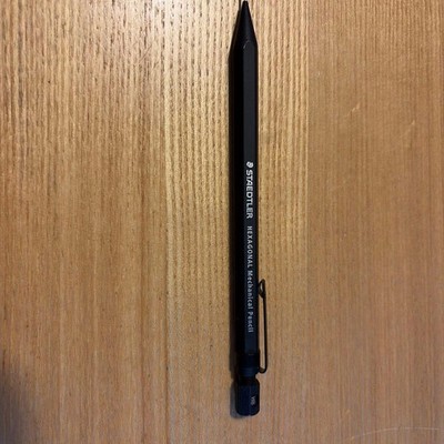 Staedtler Hexagonal Oranges Nero 0.5m