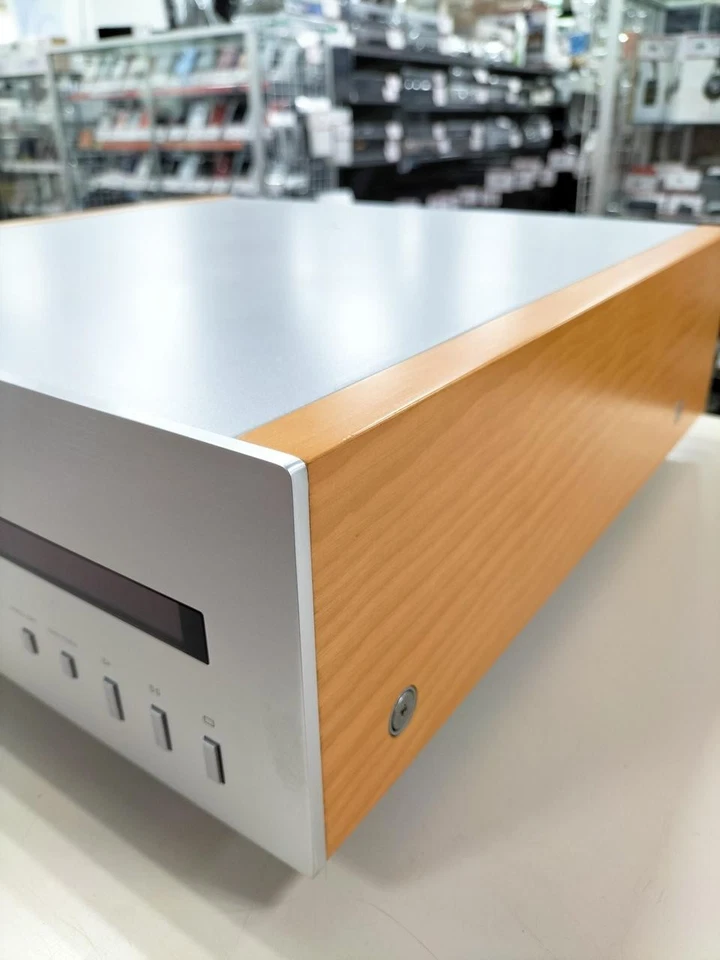 YAMAHA CD-S1000 Super Áudio CD SACD Player CD-R/RW 25W 15kg Áudio Japão - Imagem 3 de 4