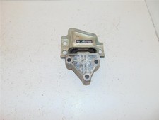 Support moteur Fiat 130