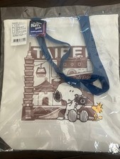 Taipei 101 x Peanuts Snoopy Canvas Tote Bag Limited Edition Japan Exclusive