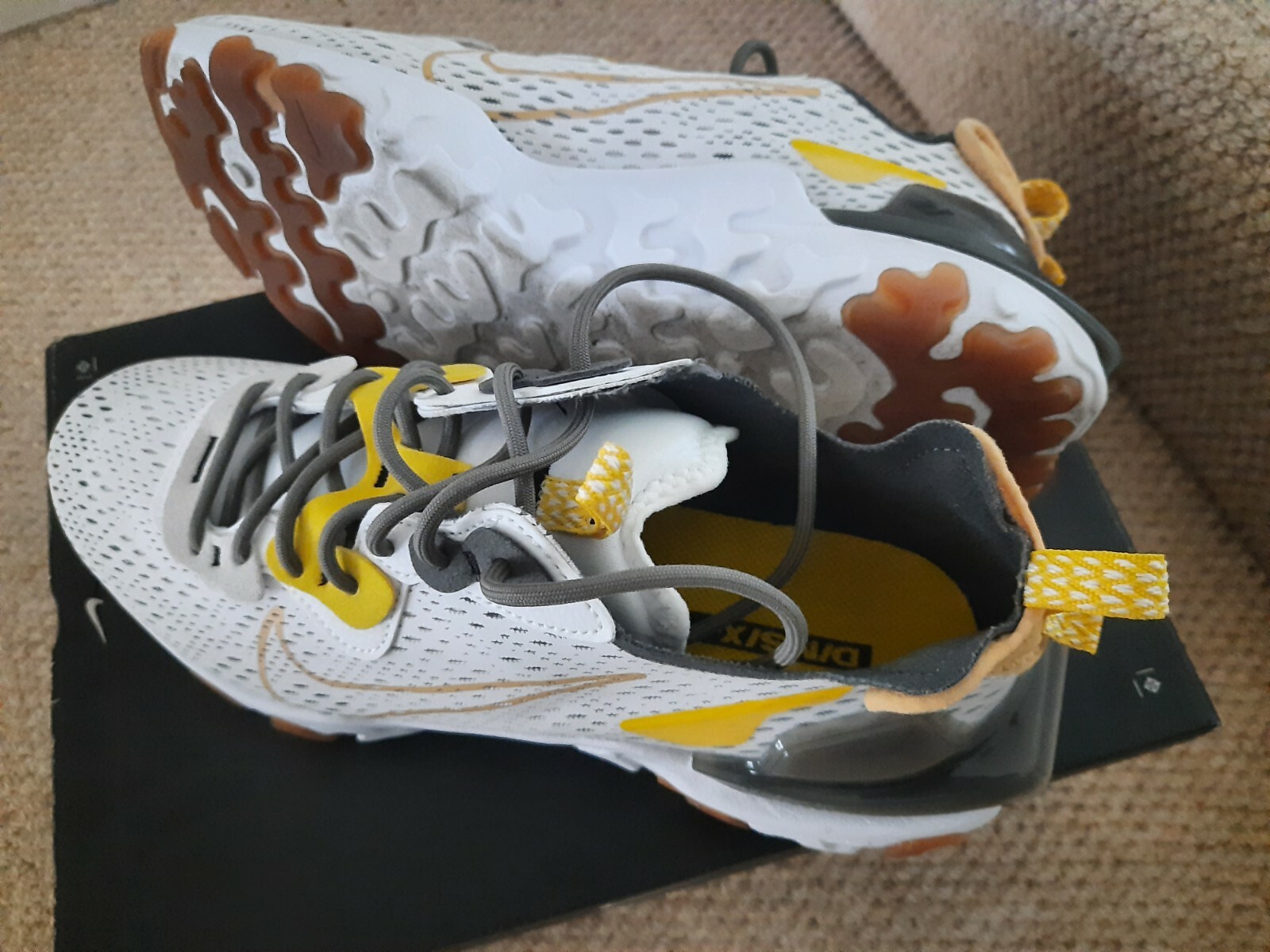 react vision honeycomb office