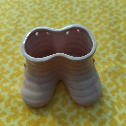 Pink Ceramic Baby Girl Bootie Shoe Planter Nursery Decor Occupied Japan Vintage - Picture 11 of 18