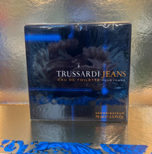 Light Her Trussardi 香水- 一款1997年女用香水