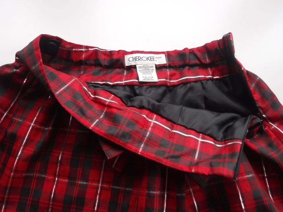 Cherokee Girl's Lined Red Plaid Skirt Size XS (4-5) - Image 4 of 4