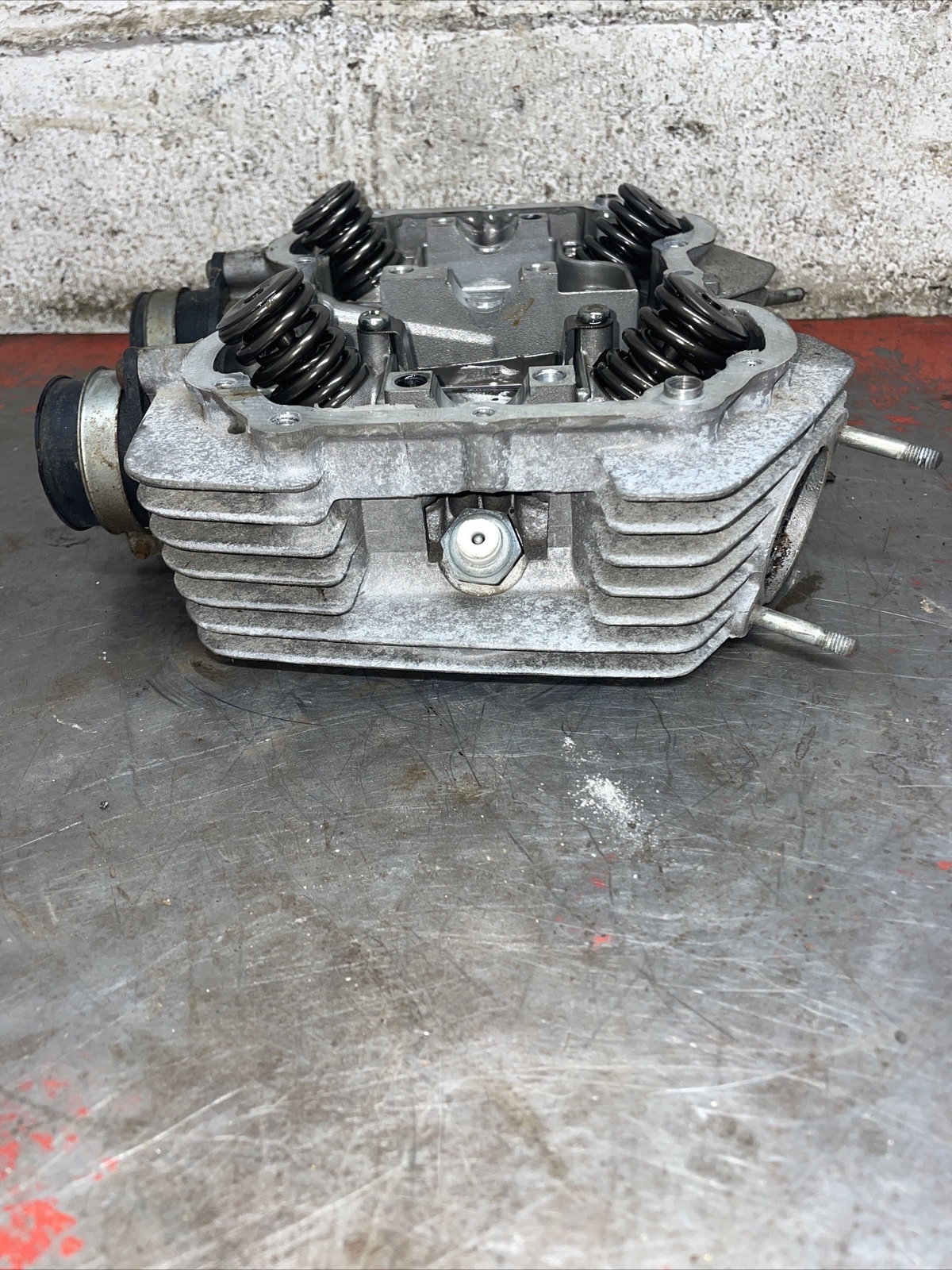 1978 Kawasaki Kz400 KZ 400 Cylinder Head Valves Springs Complete eBay