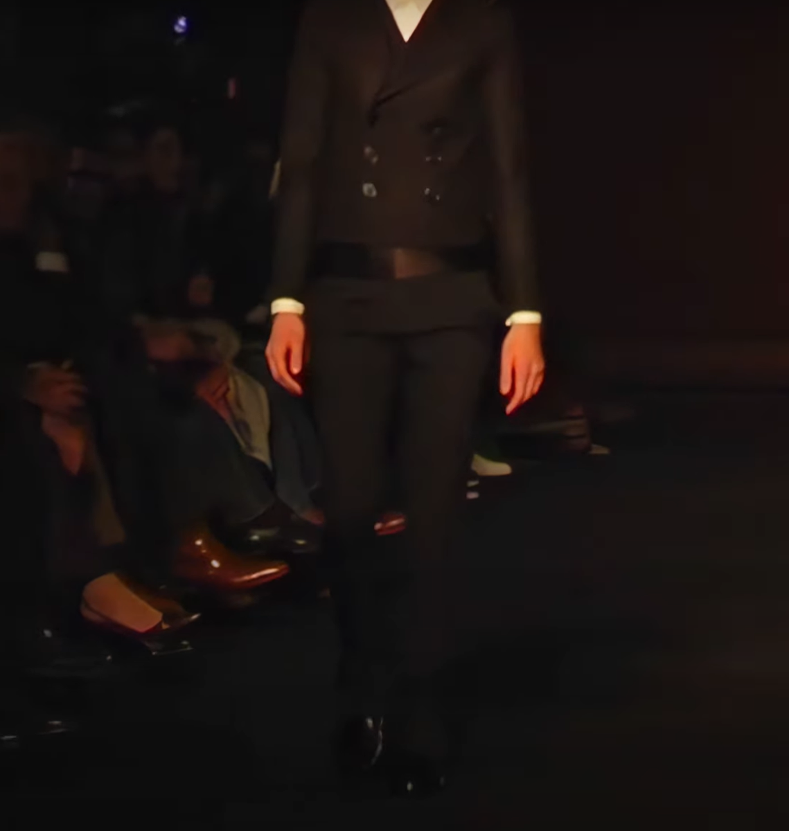 DIOR HOMME Fall Winter 2006/07 Hedi Slimane CROPPED GRAIL RUNWAY