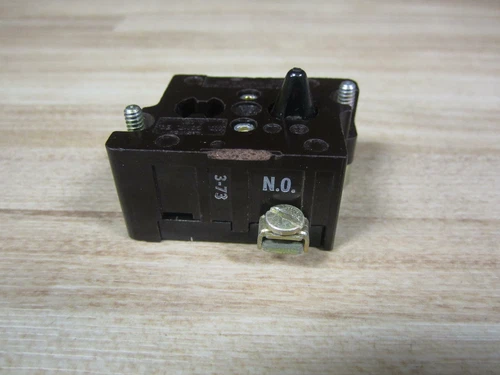 Cutler Hammer 10250T Eaton Contact Block 1 N.O.