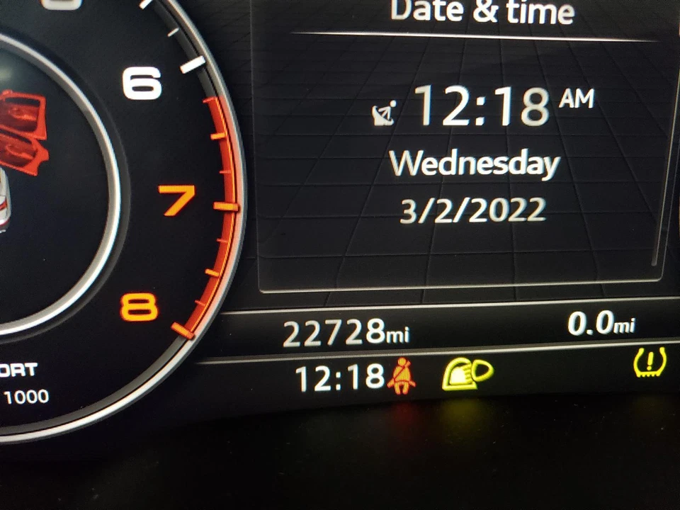 Muelle neumático trasero derecho AUDI Q7 18 19 20 --22K-- Foto 3 de 4