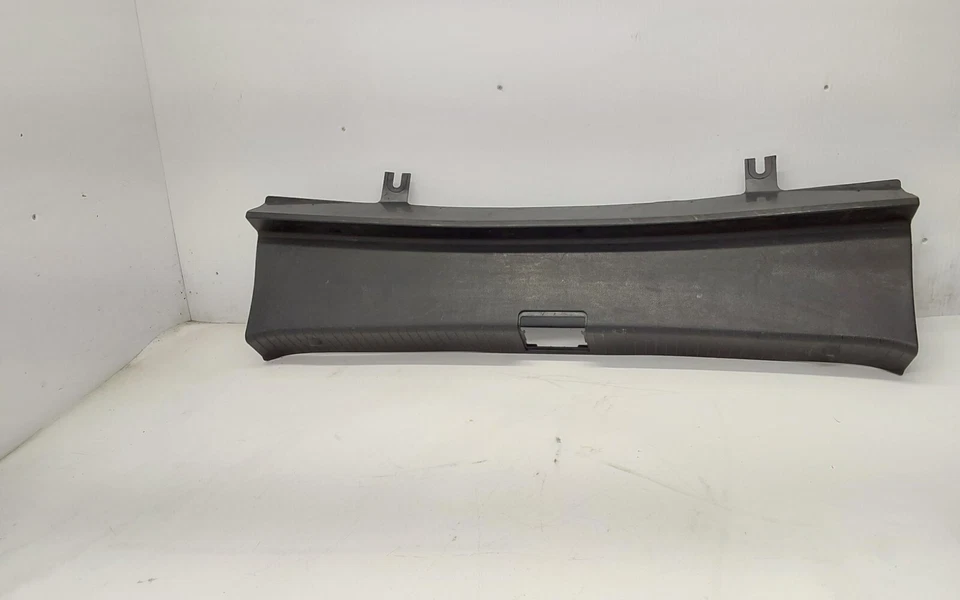 Mercedes CLK430 2001 cubierta de moldura de umbral de bloqueo de maletero OEM A2126903100 Foto 2 de 4