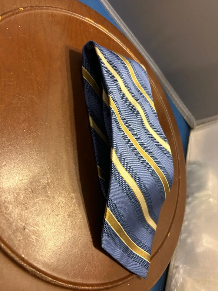 Corbata a rayas azul 100 % seda Van Heusen para hombre Foto 2 de 4