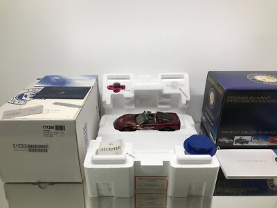 FRANKLIN MINT B11C950 CORVETTE C5 INDY 500 PACE CAR 2003 -RED 1:24- GOOD IN BOX