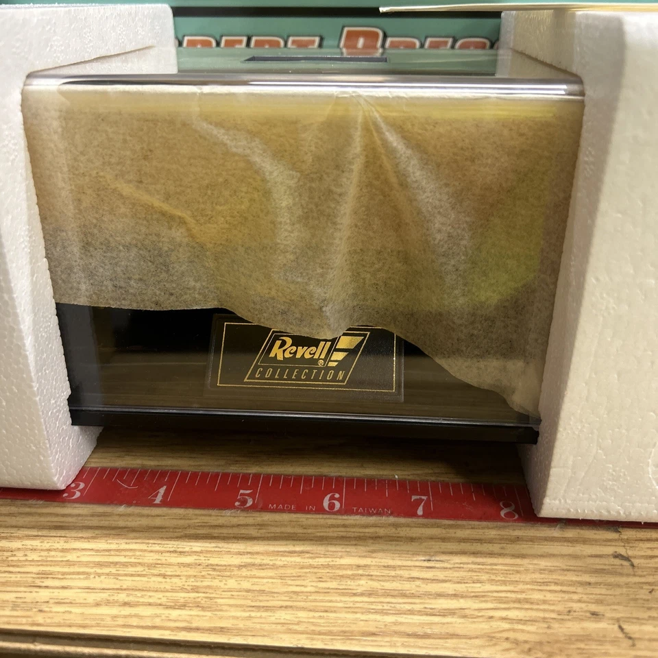 Revell NASCAR Diecast 1:24 ROBERT PRESSLEY #77 Jasper 2000 1 of 3,120 New In Box - Image 2 of 4