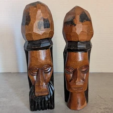 Vintage Hand‑Carved Wooden Indigenous‑Style Head Sculptures – Folk Art Pair