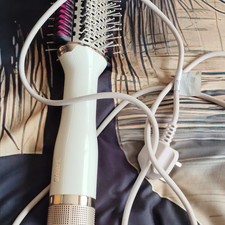 Shark Brush Dryer Hot Air Brush Oval Barrel White Electric Model HT202UK