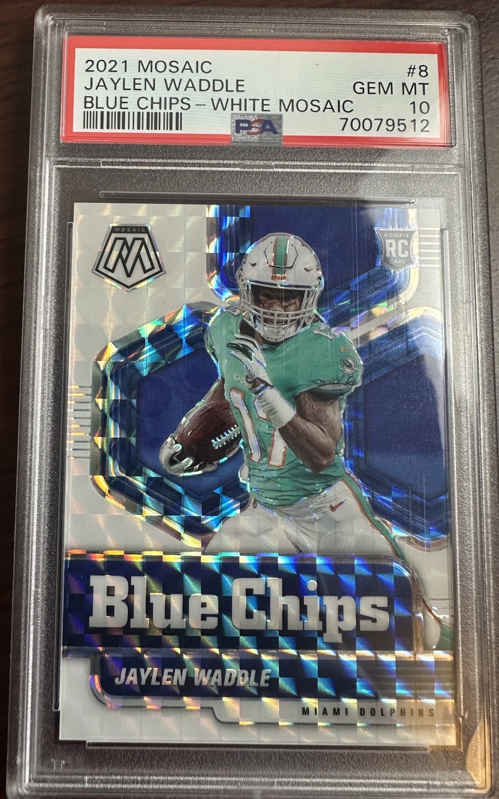 2021 Mosaic Jaylen Waddle Blue Chips White Mosaic /25 PSA 10 RC Dolphins