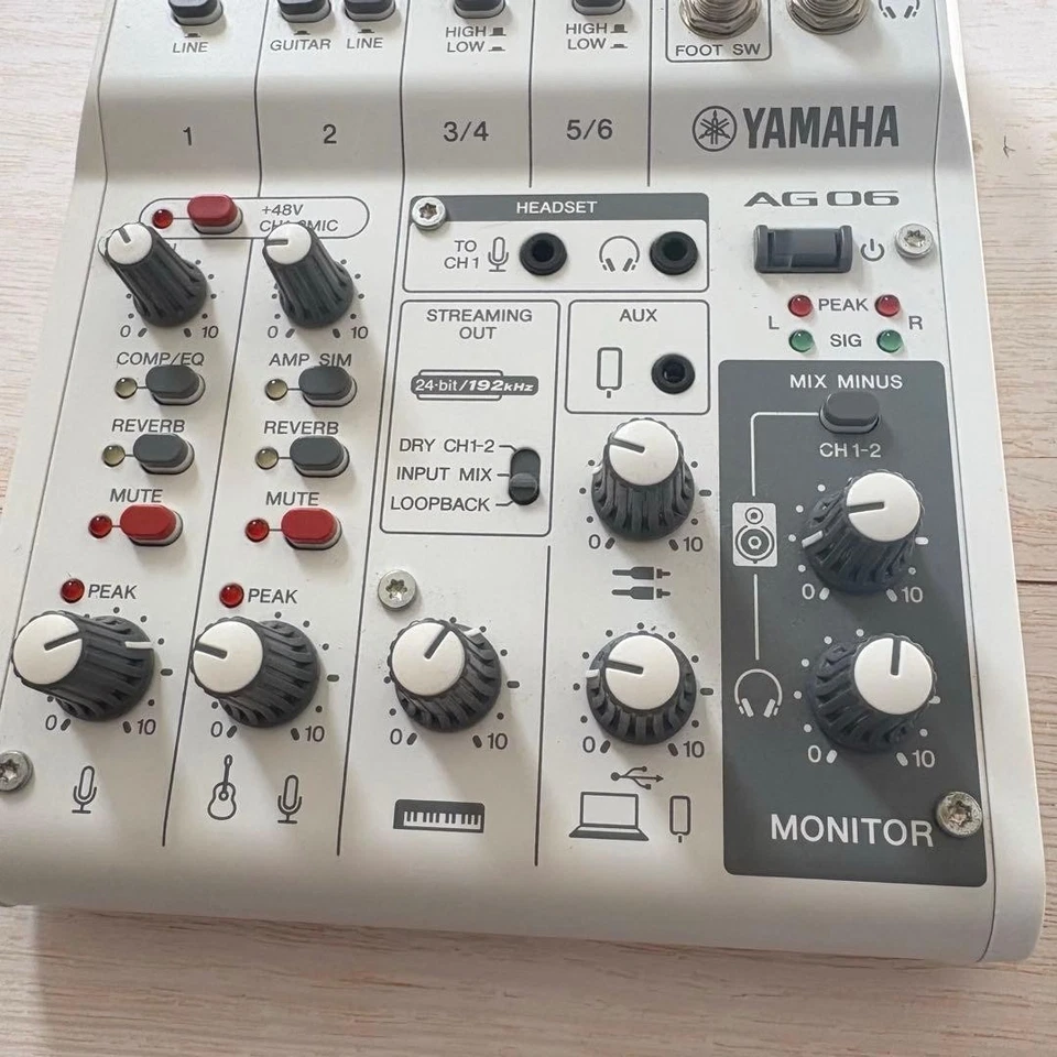 YAMAHA AG06 AG06MK2 Digital Mixer White Used from Japan Authentic Good Condition - Image 3 of 3