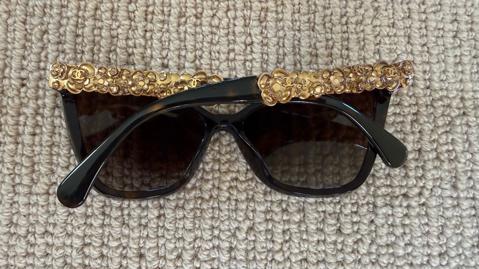 Chanel Camellia Gold Limited Edition Women's  Sunglasses in original box genuine