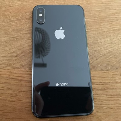 iPhone X 64 GB Schwarz - Guter Zustand - Voll funktionsfähig