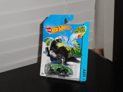 HOT WHEELS 2014 CITY COLOR SHIFTERS VAMPYRA 37/48 DIECAST VEHICLE