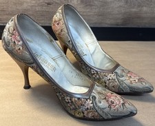 Vtg Johansen Floral Tapestry Stiletto Pumps 7.5 AAAA USA