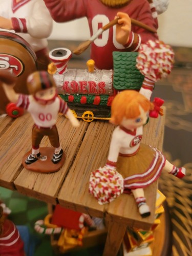 Danbury Mint 49ers Elves Christmas Toy Shop Figurines Cheerleader 2001 Rare HTF! - Picture 17 of 22