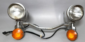 2001 Harley Davidson FLHT Front Light Bar Left And Right Turn Signals