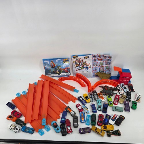 Hot Wheels City pcs Track Set Lot with Cars and Orange Track Pieces