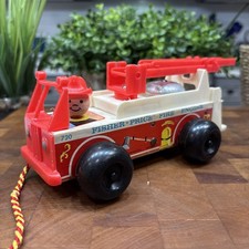 Vtg 1968 Fisher Price Fire Engine Truck Works Head Moves And Bell Dings 1 Flaw
